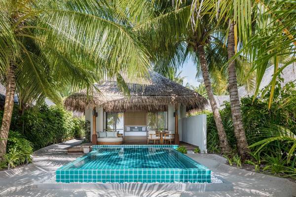 Deluxe Beach Bungalow with Pool, Huvafen Fushi Maldives
